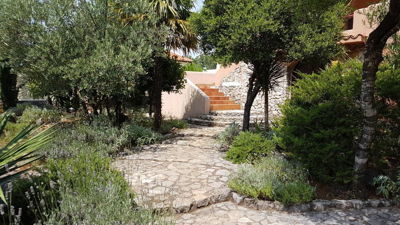 Apartments Villa Temer Pinezići Kültér fotó